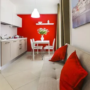 ** Aparthotel Finestre D'occidente Italy